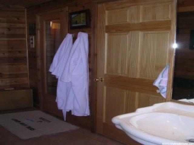 58 W 2150 N, Layton, UT 84041 — photo 8