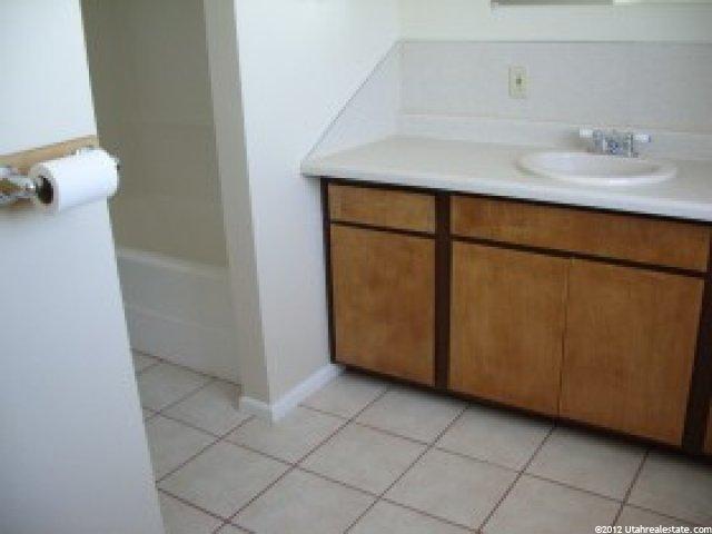 1085 Nayon Dr, Layton, UT 84040 — photo 9