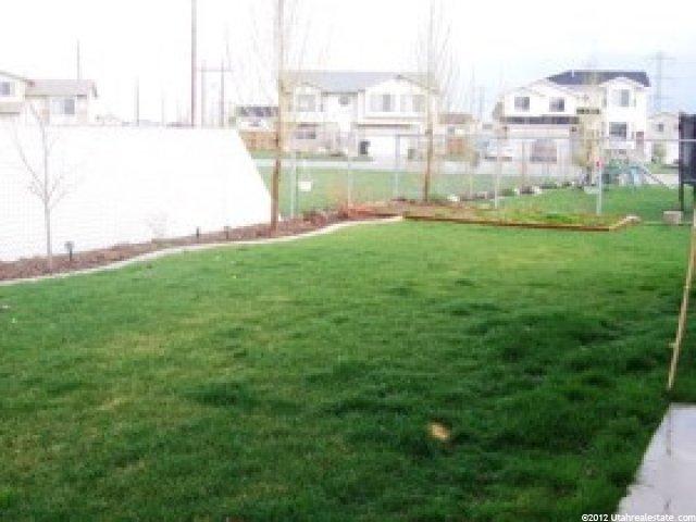 2425 S Main St, Clearfield, UT 84015 — photo 11