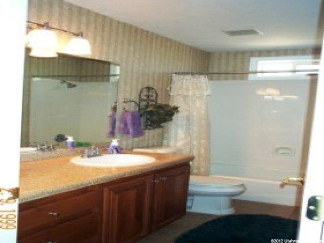 1121 Wesley Powell Dr, Bloomington, UT 84790 — photo 6