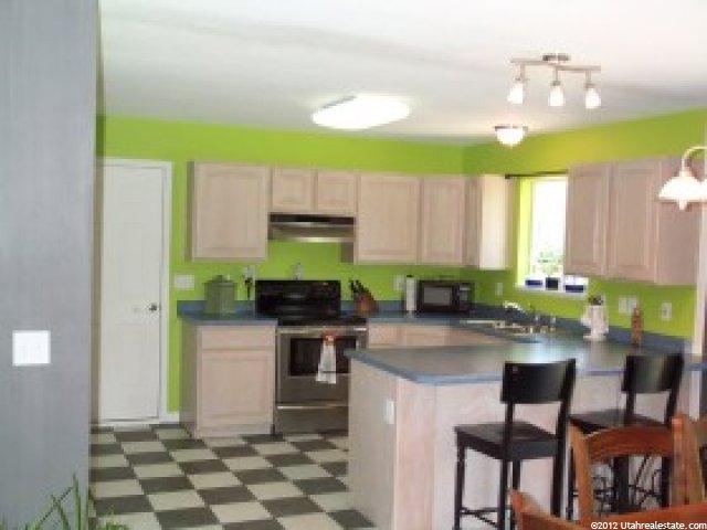 2708 S Main St, Nibley, UT 84321 — photo 8