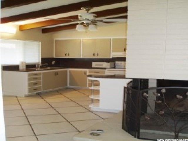 442 S 285 W, Bountiful, UT 84010 — photo 2