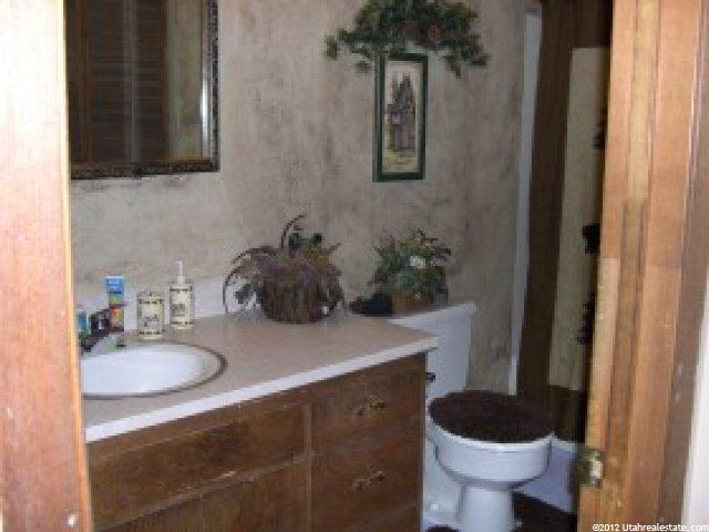 2450 E 4300 S, Vernal, UT 84078 — photo 9