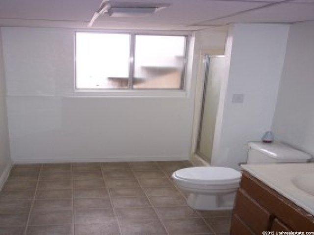 728 E 600 N, Layton, UT 84041 — photo 12