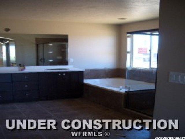 887 N 2325 W, Layton, UT 84041 — photo 8