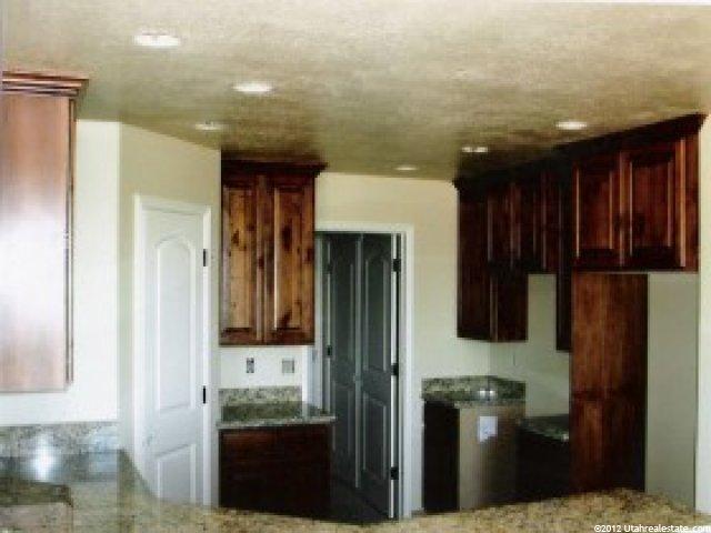 937 N 2325 W, Layton, UT 84041 — photo 2