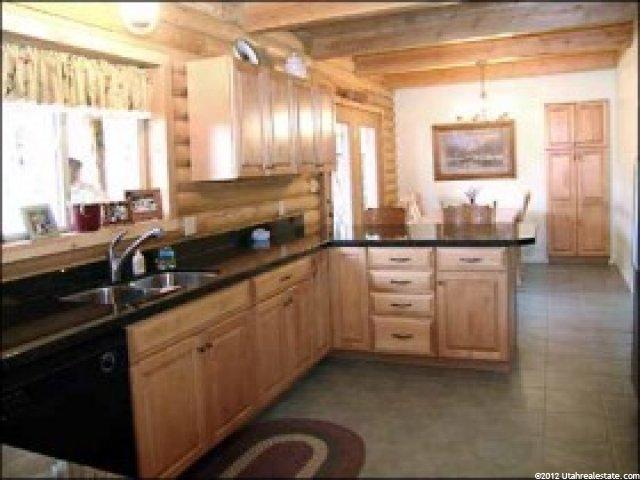 2439 S Cave Hollow Way E, Bountiful, UT 84010 — photo 2