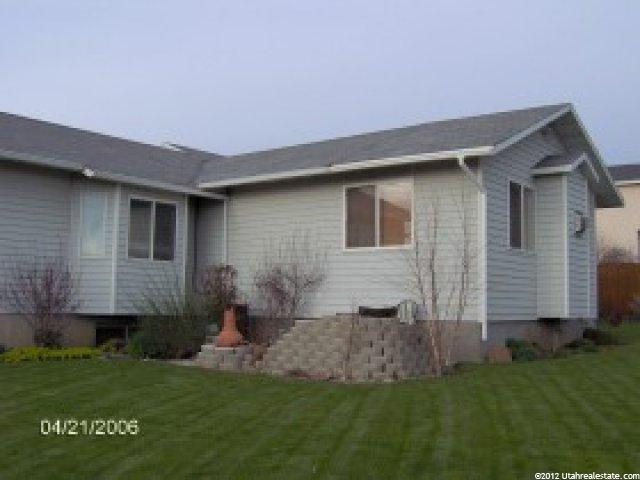 266 E 300 N, Millville, UT 84326 — photo 7
