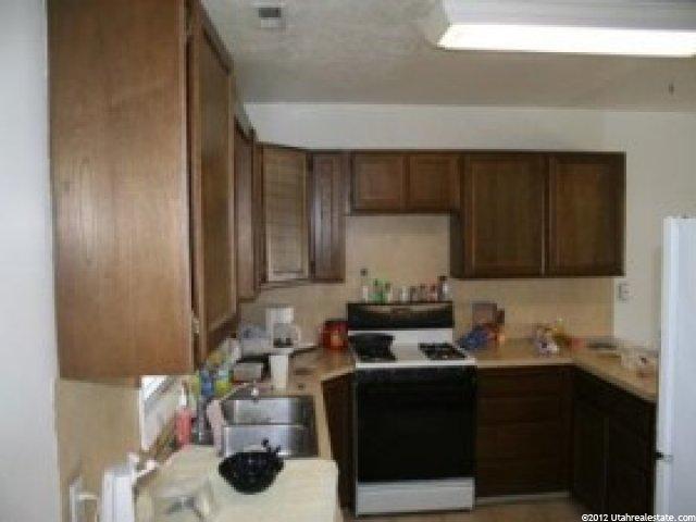 53 N Talbot Dr, Layton, UT 84041 — photo 3