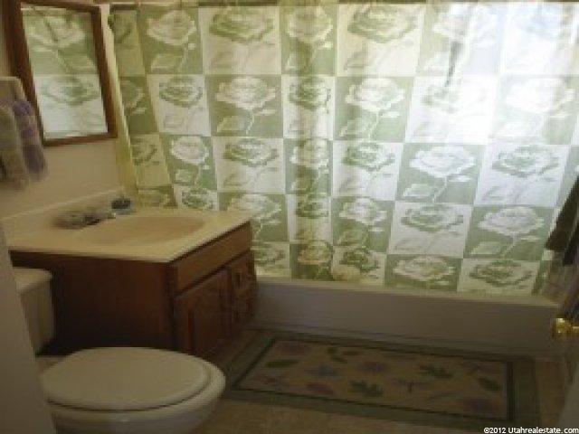 339 E 4700 S, Washington Terrace, UT 84405 — photo 7