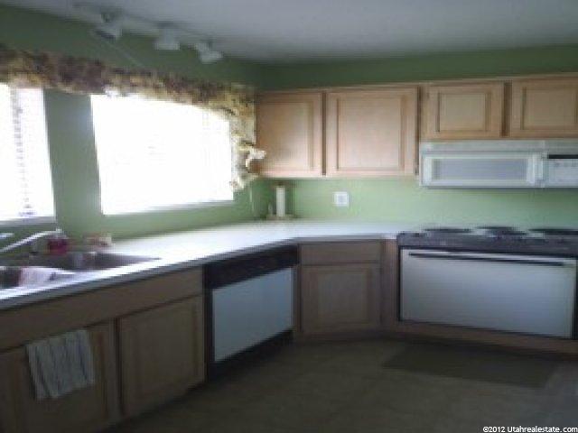 339 E 4700 S, Washington Terrace, UT 84405 — photo 9