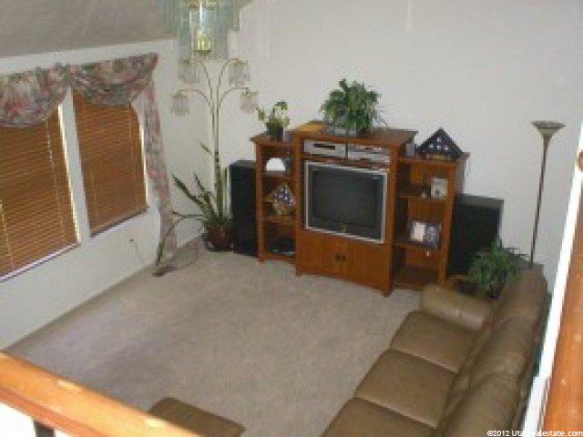 522 W 1060 N, Clinton, UT 84015 — photo 7