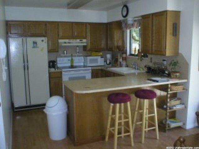 522 W 1060 N, Clinton, UT 84015 — photo 8
