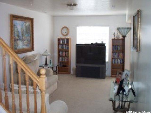 652 W 800 N #17, Clinton, UT 84015 — photo 4