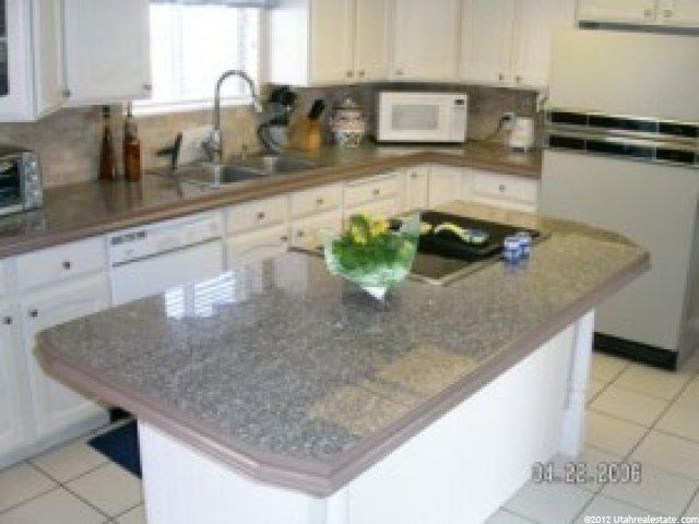 3441 Medford Dr, Bountiful, UT 84010 — photo 8