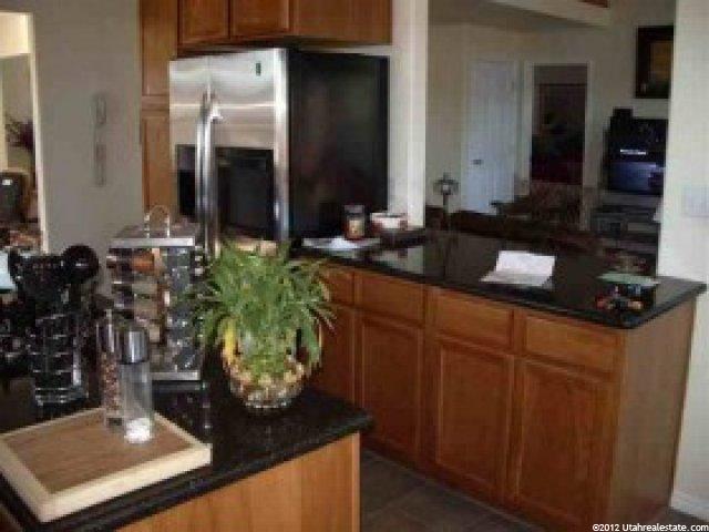 159 S Cliff Rose Dr, Brookside, UT 84782 — photo 2