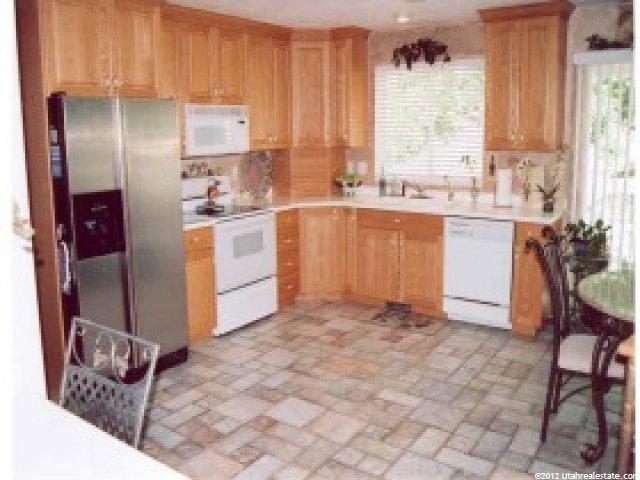 2641 E 1525 N, Layton, UT 84040 — photo 4