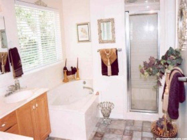 2641 E 1525 N, Layton, UT 84040 — photo 6