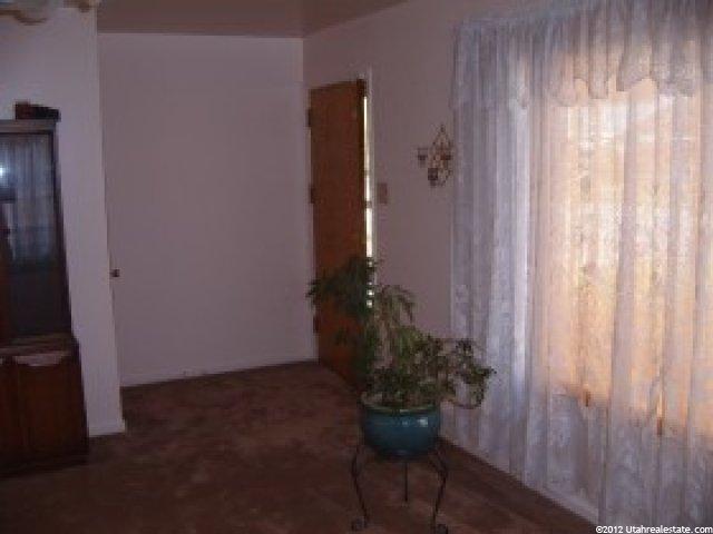 865 Simoron Dr, Ogden, UT 84404 — photo 2