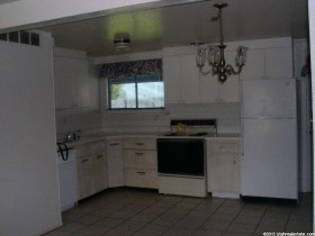 751 Sherwood Dr, Layton, UT 84041 — photo 3