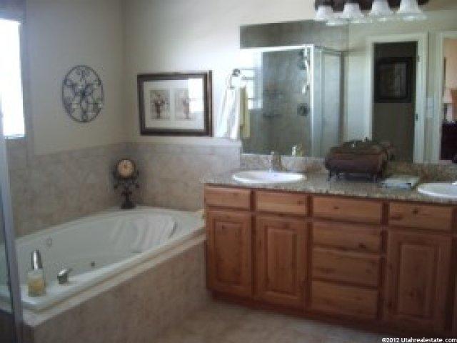 8741 Leafwood Ln, Sandy, UT 84094 — photo 7