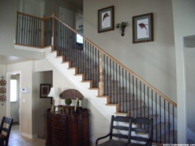 8741 Leafwood Ln, Sandy, UT 84094 — photo 9