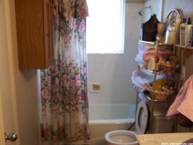 621 W 1200 N, Clinton, UT 84015 — photo 4