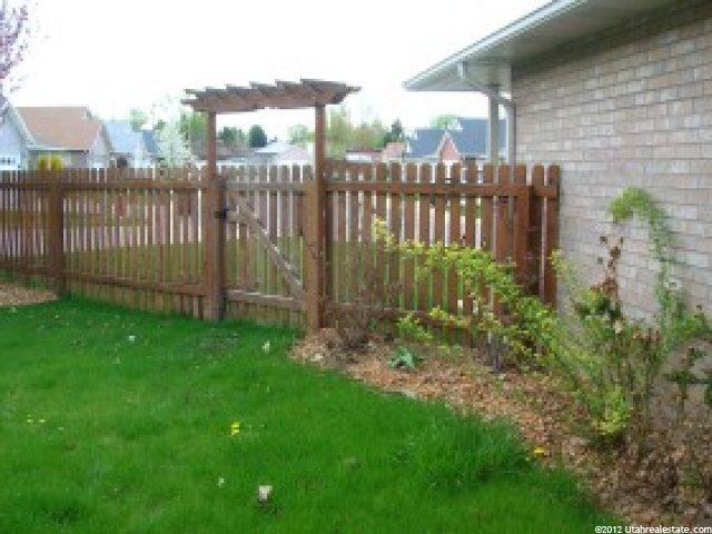 935 E 4100 S, South Ogden, UT 84403 — photo 8