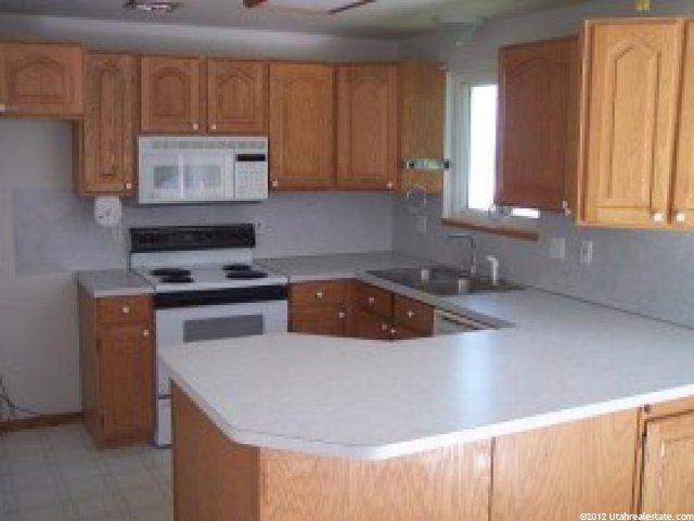 2018 W 3725 S, Roy, UT 84067 — photo 2