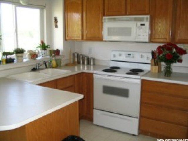 126 S 300 W, Clearfield, UT 84015 — photo 4