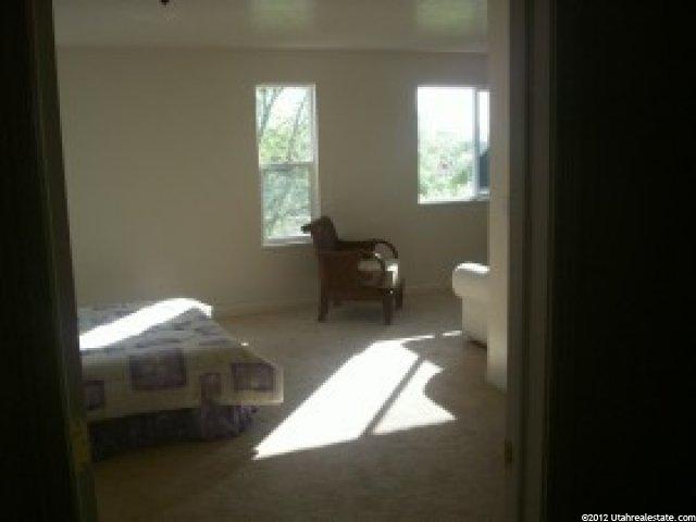 671 S Plum Creek Ln E, Ogden, UT 84404 — photo 5