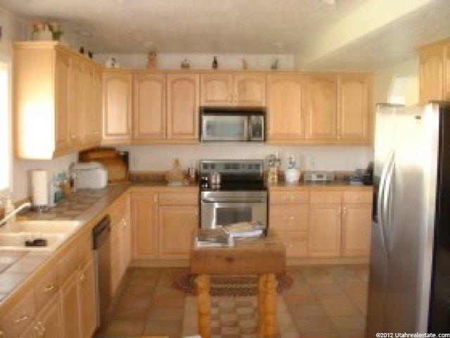 725 S Hillcrest Loop, Malad City, ID 83252 — photo 4