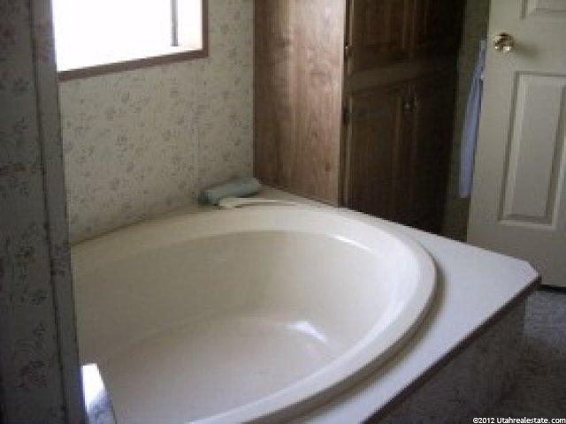 1111 N 2000 W #223, Farr West, UT 84404 — photo 10