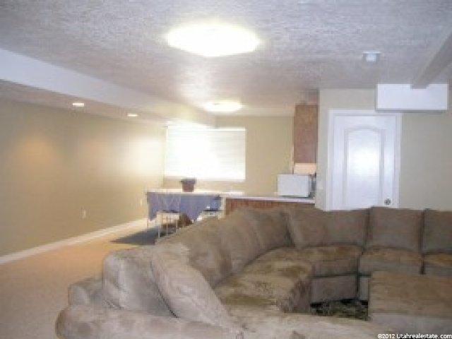 634 W 2325 N, Layton, UT 84041 — photo 10