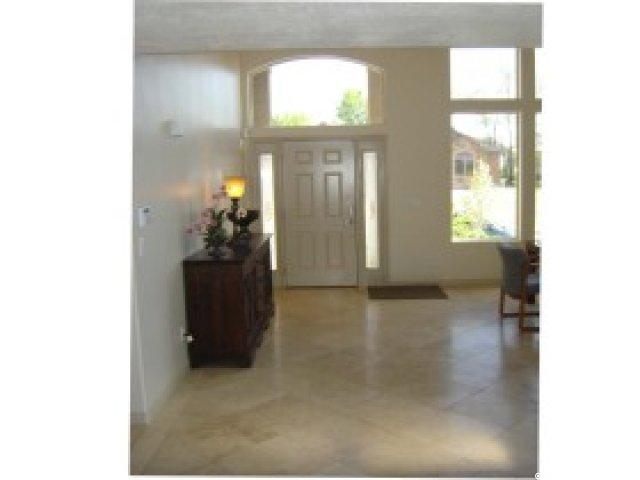 1092 E Benchview Dr, Ogden, UT 84404 — photo 2