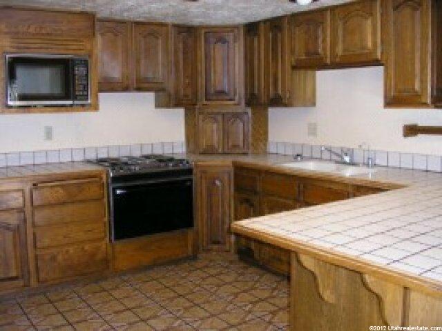 2610 Oak Forest Dr, Layton, UT 84040 — photo 2