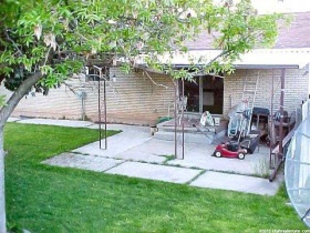 735 Lakerview Dr, Ogden, UT 84403 — photo 11