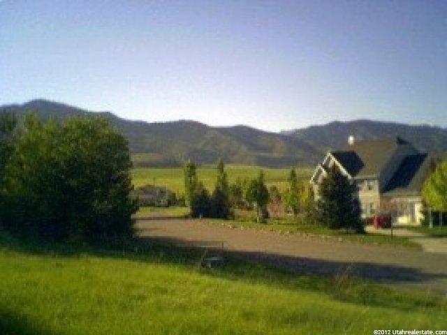460 N Greystone Loop #4, Hyde Park, UT 84318 — photo 4