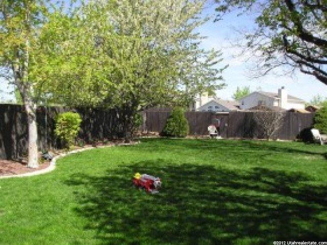 5286 Clover Meadow Dr, Murray, UT 84123 — photo 10