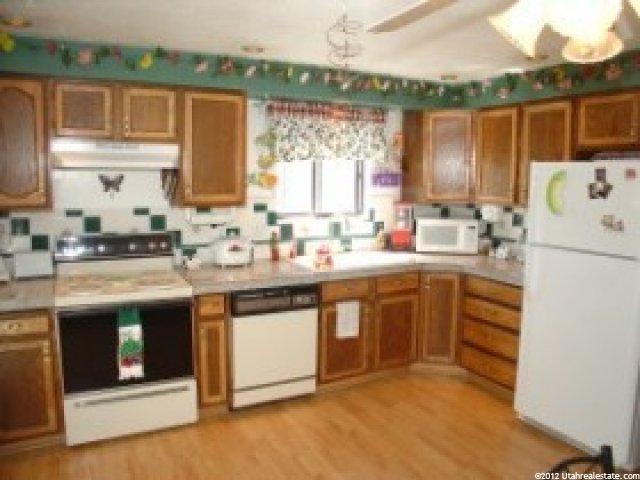 255 E 935 S, Layton, UT 84041 — photo 3