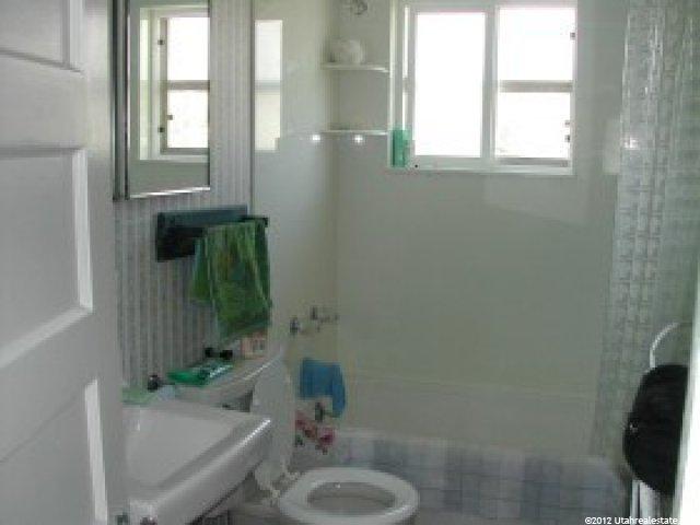 226 N 40 E, Garden City, UT 84028 — photo 4