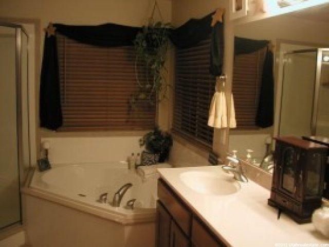 435 Jessis Meadow Dr, West Bountiful, UT 84087 — photo 11