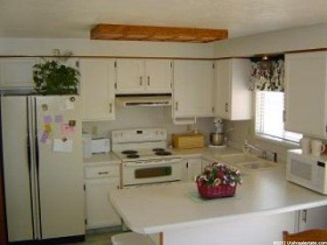 705 W 2300 N, West Bountiful, UT 84087 — photo 10