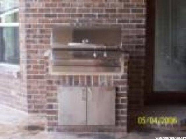 1732 E Manderley Ln S, Ogden, UT 84403 — photo 3