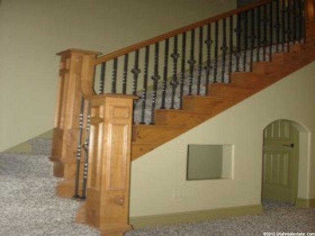 558 Sunset Dr, Kaysville, UT 84037 — photo 7