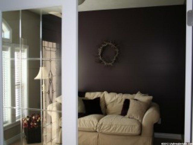 5876 Cassie Dr, South Ogden, UT 84405 — photo 2
