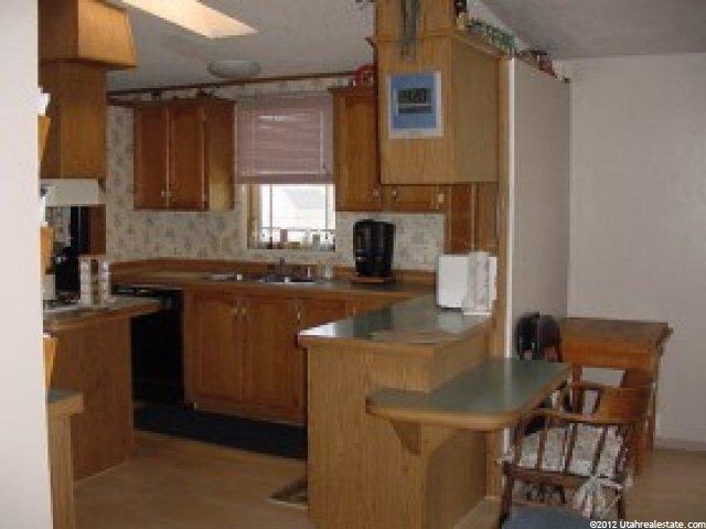 455 E Center St E, Levan, UT 84639 — photo 4