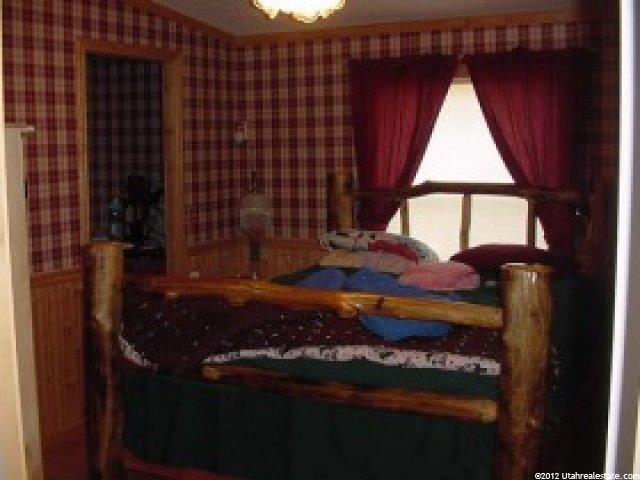 455 E Center St E, Levan, UT 84639 — photo 5