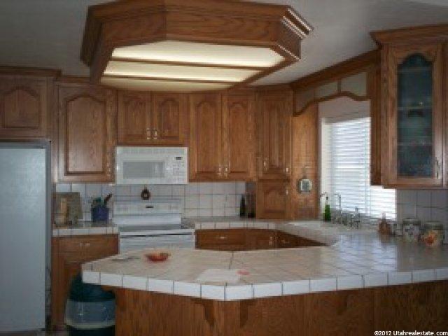 203 Seemore Dr, Kaysville, UT 84037 — photo 3
