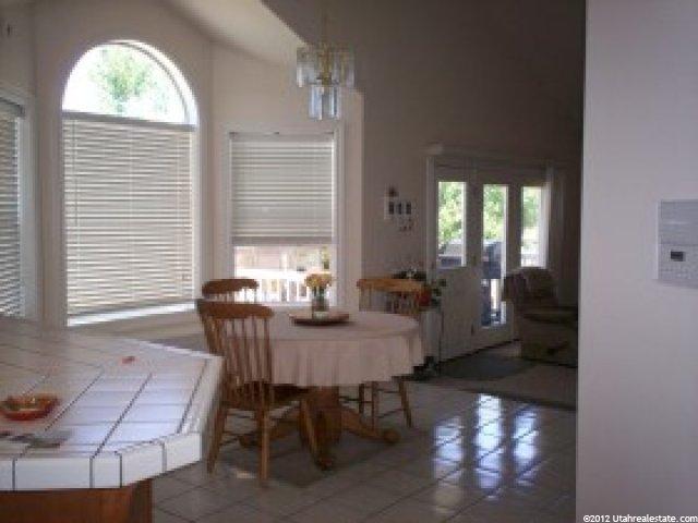 203 Seemore Dr, Kaysville, UT 84037 — photo 4